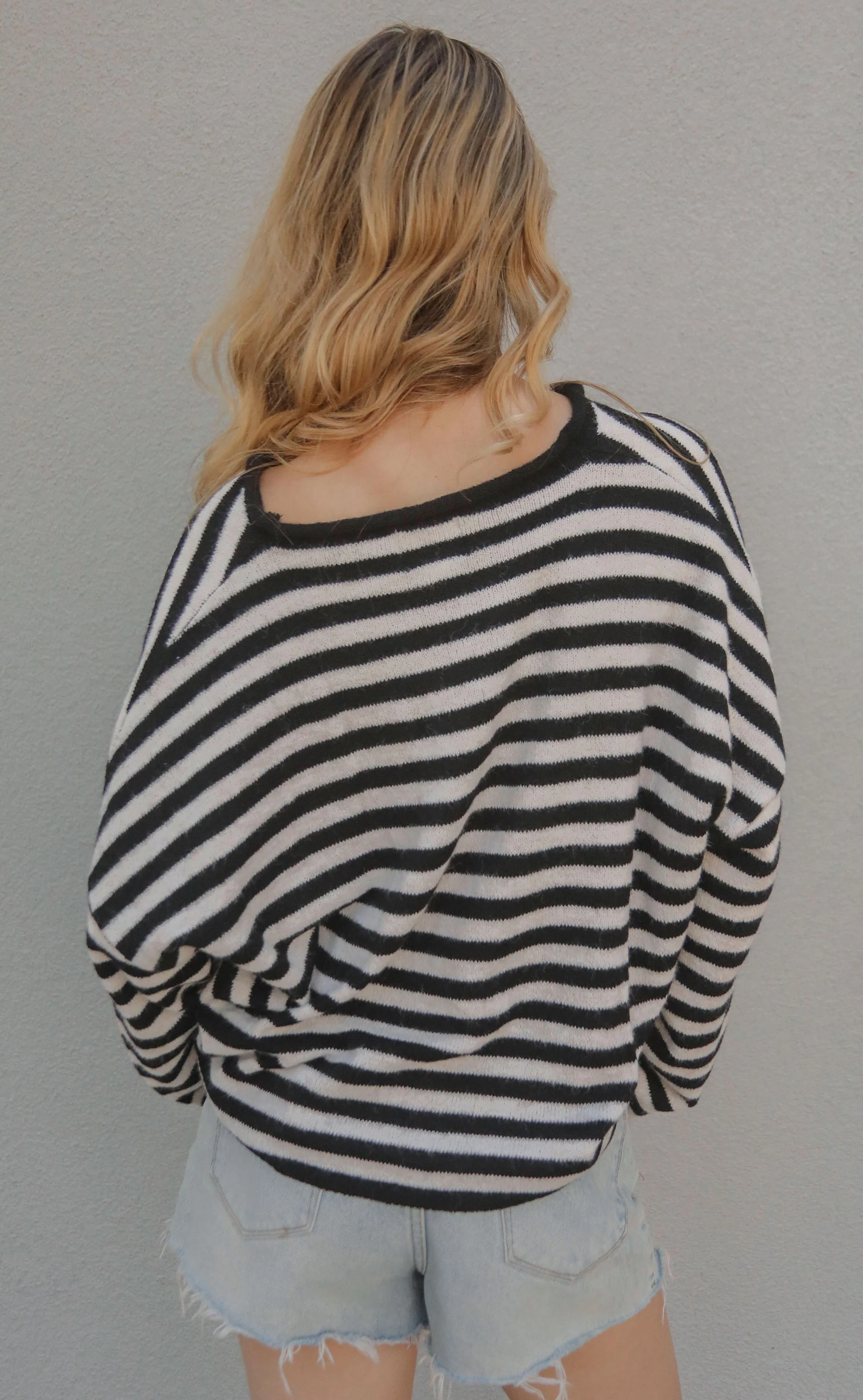 beat of your heart cardigan - black stripe - Image 2