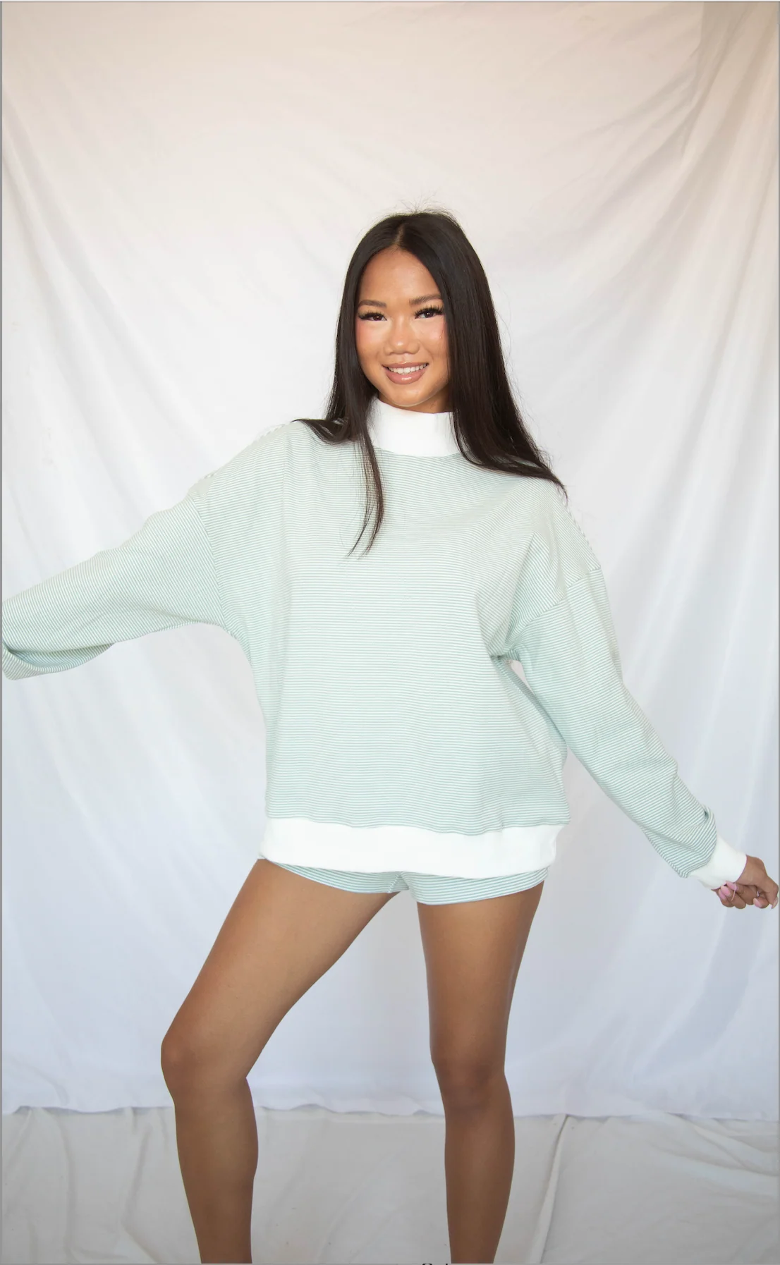 between the lines set - sage stripe - Image 2