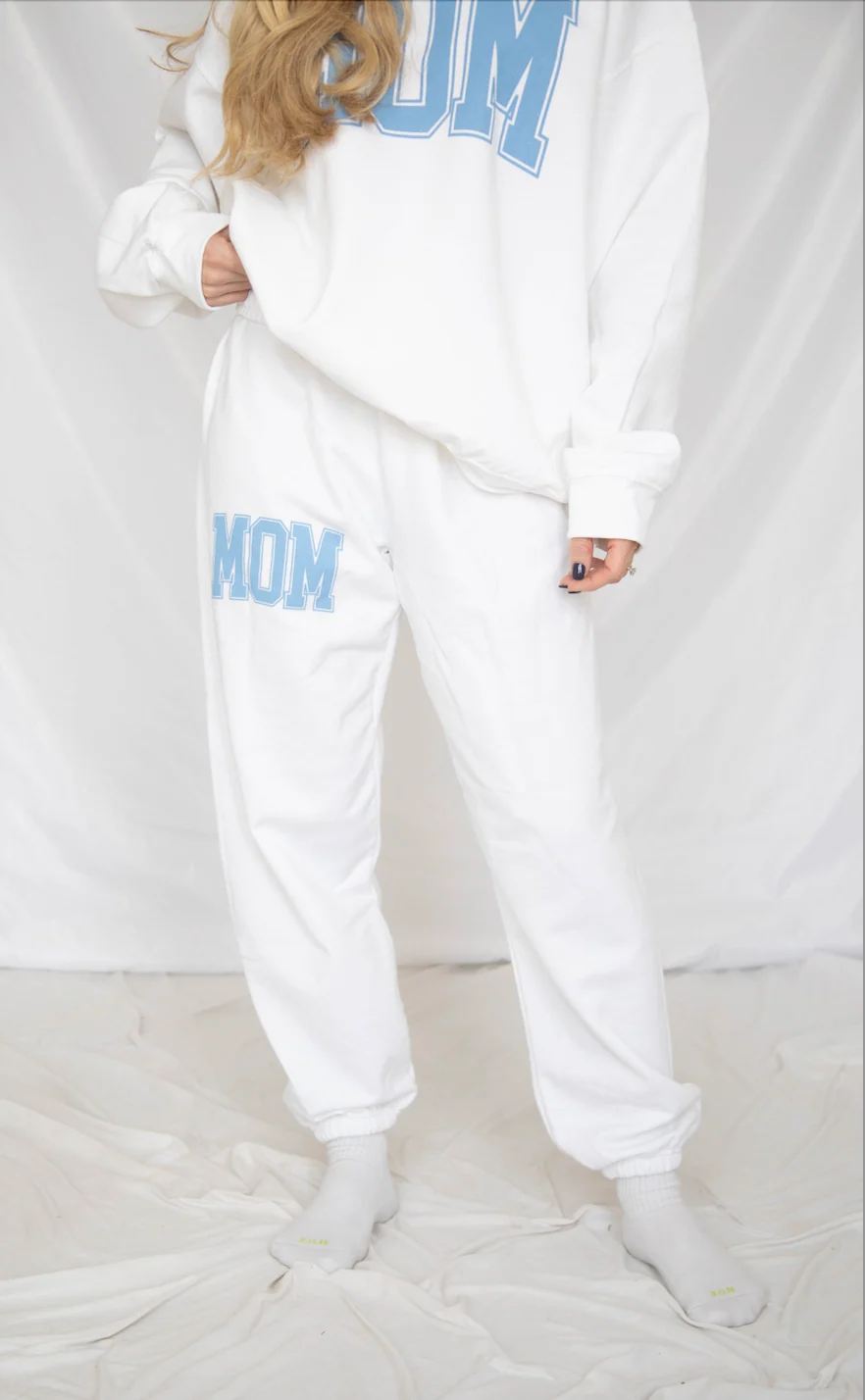 friday + saturday: classic mom sweatpants -  blue - Image 2